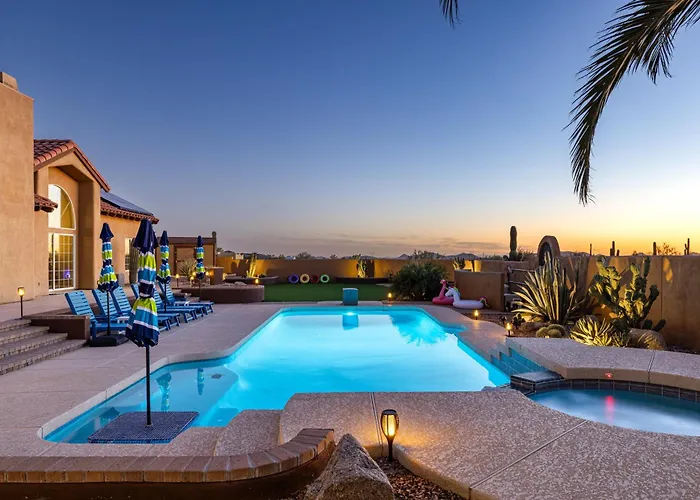 Holiday home Private Desert Retreat W Heated Pool • Mountain Views
