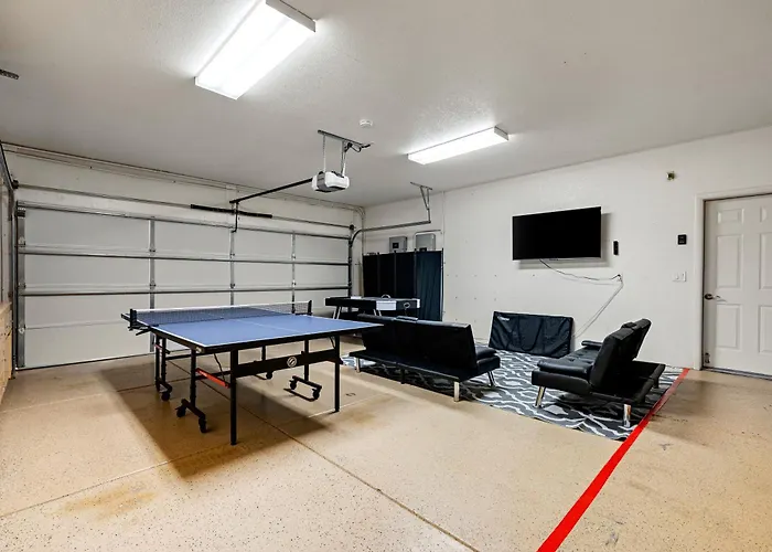 Private Desert Retreat W Heated Pool • Mountain Views Holiday home *